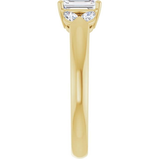 emerald-18K Yellow gold