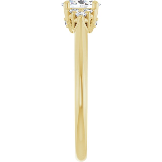 oval-14K Yellow gold