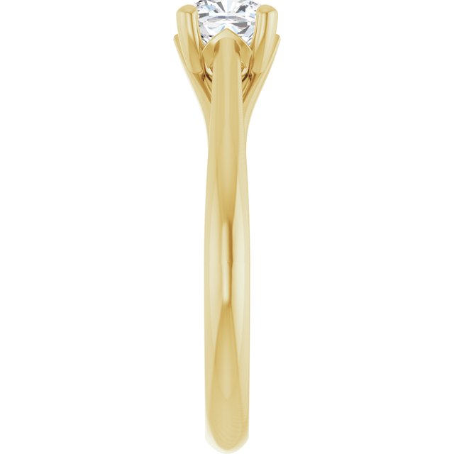 cushion-18K Yellow gold