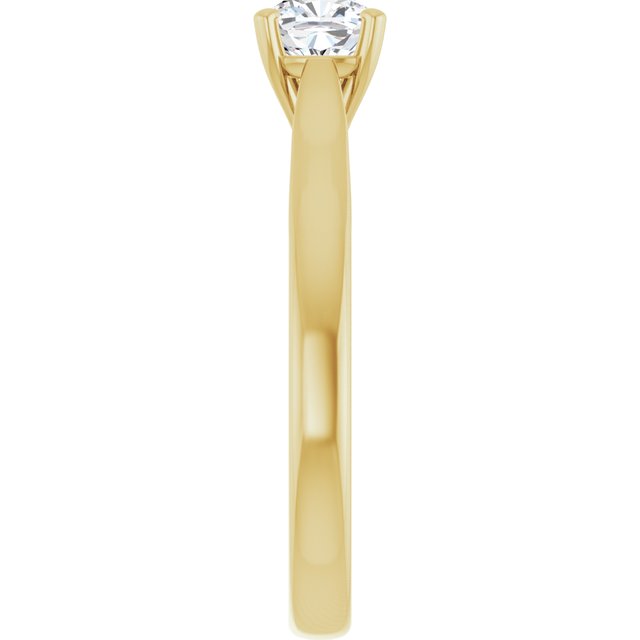 cushion-18K Yellow gold