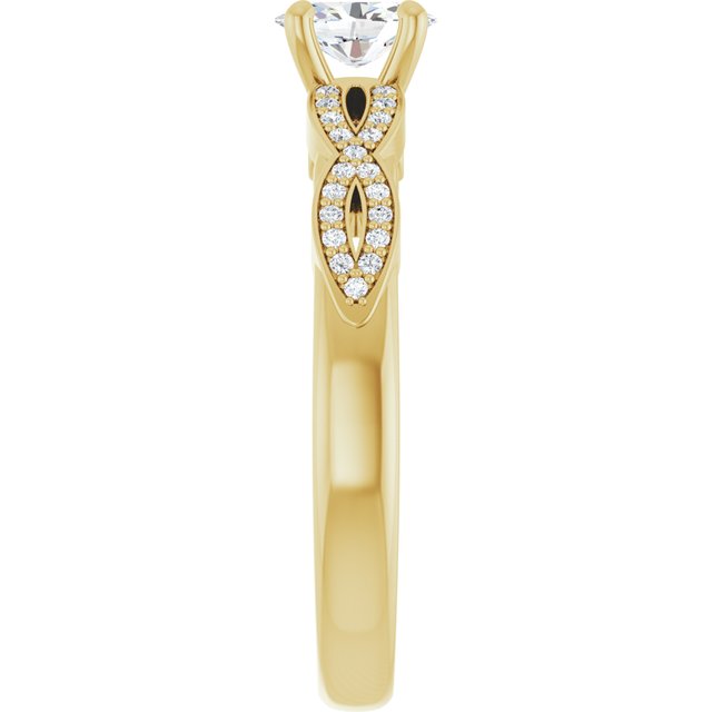 oval-18K Yellow gold