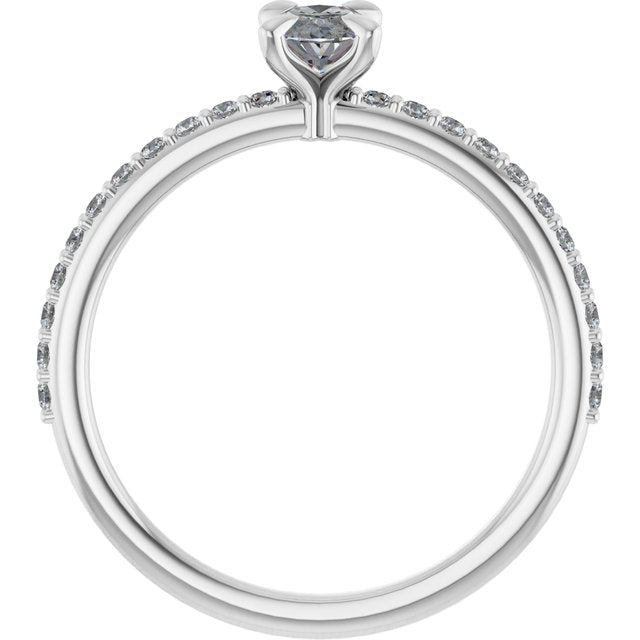 oval-18K White gold