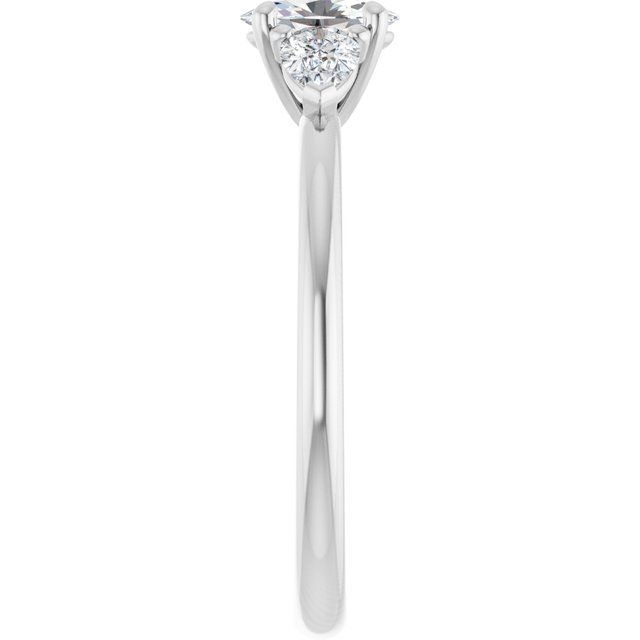oval-18K White gold