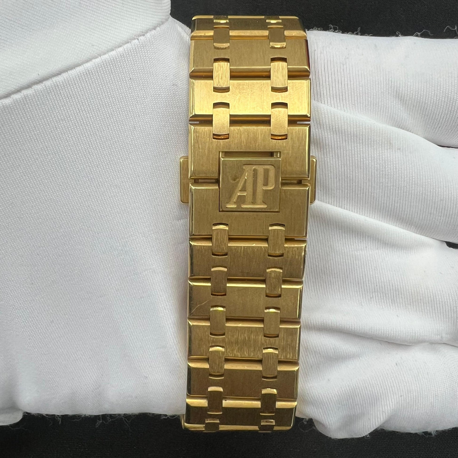 AUDEMARS PIGUET ROYAL OAK CHRONOGRAPH 8497LW