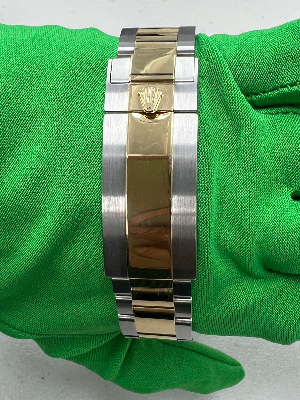 ROLEX SUBMARINER DATE 8303LW